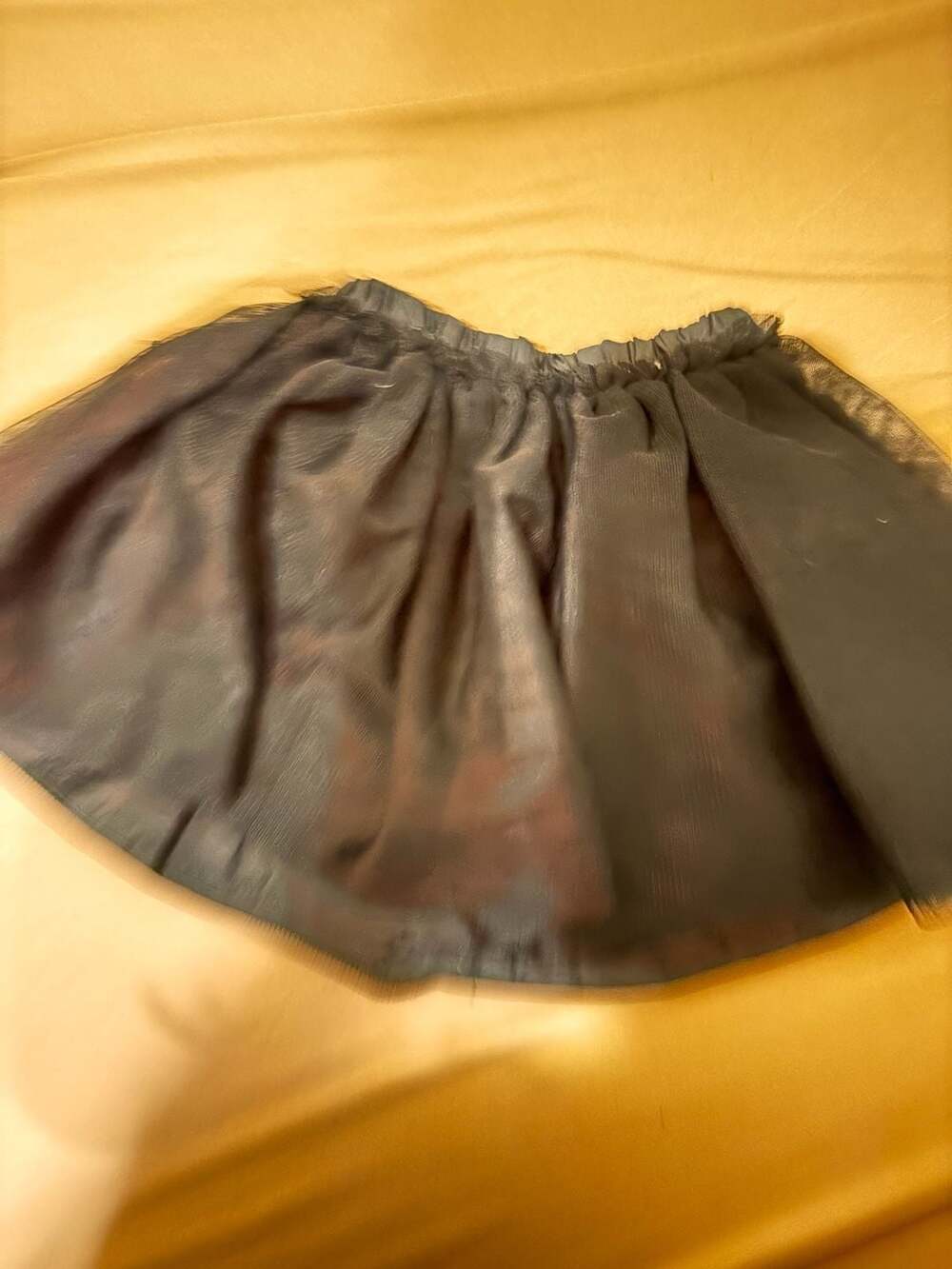 Old Navy Black Tulle Skirt Size 18-24 M